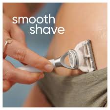 Shop the best men's grooming brand for your pubic hair, face, body & below the waist! Buy Gillette Venus Intimate Grooming Women S Razor Blade With 2 Blade Refills Bikini Trimmer For Pubic Hair And Skin Online In Turkey B08jhvdny1