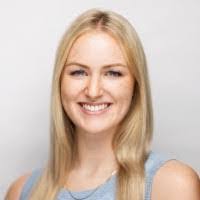 Maia Bennett's Instagram, Twitter & Facebook