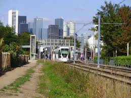 Tramway Qui La Station Belvedere Pour Porte De Versailles Porte De Versailles Ile De France Versailles