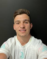 ❗"A última vez que perdemos por 0-4 contra o Barcelona em casa, ganhamos a  La Liga e a Champions League."