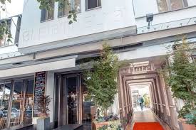 The tulip inn bahrain suites & residences is situated in the primary district of al seef area, only 12km from the airport and within walking distance to the bahrain exhibition center. Golden Tulip Bleibtreu Berlin Hotel 4 Star