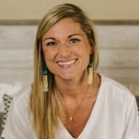 Keri Beck's Instagram, Twitter & Facebook