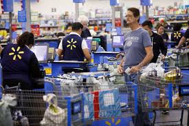 Here's what you need to know about the two walmart credit cards and how to choose the right one for you. Walmart Reportedly Weighing Capital One Synchrony Credit Card Bids