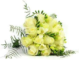 Green wedding shoes went with a unique idea to form their wedding day bouquet. Top Trends For Bridal Bouquets Archives Wedding Flowers Blog