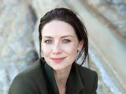 However, dark hair in people of irish descent is common, although darker skin complexions appear less frequently. Actress Black Hair Blue Eyes Caitriona Balfe Face Irish Short Hair Wallpaper Resolution 3600x2700 Id 1108013 Wallha Com