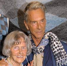 Wolfgang joop wurde 1944 in potsdam geboren. Wolfgang Joop Zum Tod Seiner Mutter Eine Unsentimentale Person Voller Wildheit Welt