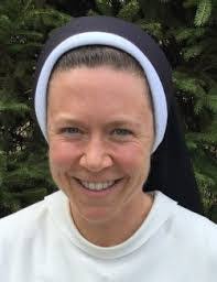 Cecilia Wray's Instagram, Twitter & Facebook