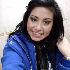 Listen to TE PERDI POR IDIOTA CAROLINE TELLO by Yajaira Pillman in  Musics...!!! playlist online for free