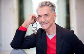 Erst kürzlich brachte er ein neues buch heraus, weswegen er schon im krankenhaus landete. Wolfgang Joop 73 Es Wird Hass Gegen Alte Geben Leute Bild De