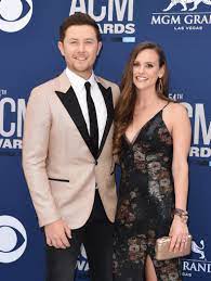 Scotty McCreery's Wife Fell for Him in Kindergarten — They Are Expecting  Their 1st Baby Decades Later