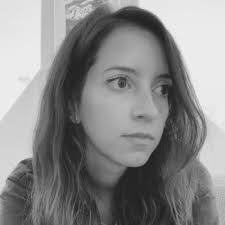 Deborah Lilley's Instagram, Twitter & Facebook