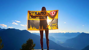 Sascha horvath (l.) spielte bei dynamo dresden durch. Dynamo Dresden Wallpapers Wallpaper Cave