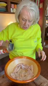 Pecan Fried Pies. They are scrumptious!! https://bit.ly/BrendaSeptember22  Also , try these warm with vanilla ice cream