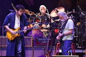 Dead Company To Continue Touring In 2016 John Mayer Announces At New Year S Eve Show Dead And Company John Mayer Dead