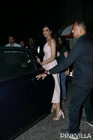 Deepika Padukone And Ranbir Kapoor Post Asian Paints Dreaming With The Stars Event Yesterday Https Deepika Padukone Queen Of Hearts Talk Show