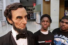 Abraham lincoln is famous for the gettysburg address, abolishing slavery and being one of the four lincoln soon broke out on his own and moved to new salem. Abraham Lincoln Vampire Hunter What If It Were True Csmonitor Com