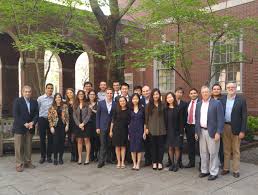 Med tusenvis av følgere i sosiale medier og samarbeid med store annonsører, har flere influensere lønninger i millionklassen. Class Photos Nyu School Of Law