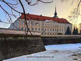 Usługi na the best atrakcje weselne rzeszów, możecie zamówić na całym podkarpaciu, ale również w sąsiednich województwach. Rzeszow Na Weekend Co Tu Robic Atrakcje Zabytki I Ciekawe Miejsca