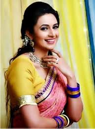 Sebut saja seperti rajat tokas, lavina tandon sampai dengan arpit ranka juga ada dan menjadi pemain penting dalam serial ini. Biodata Divyanka Tripathi Lengkap Pemeran Ishita Bhalla Di Mohabbatein Antv Selebpedia Com