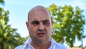 Incendie dans les Pyrénées-Orientales : le maire de Saint-André porte  plainte contre des habitants pour mise en danger de la vie d'autrui