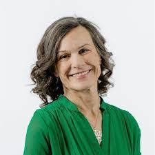 Doris Ostrowski's Instagram, Twitter & Facebook