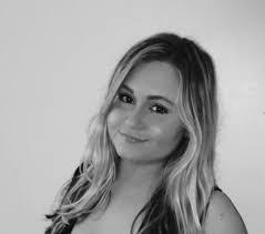 Erin Lerner's Instagram, Twitter & Facebook