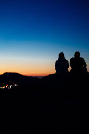 Mount Tolmie Park Victoria Canada This Was The Sunset We Were Lucky Enough To Experience From The Top Of Mount Tolmi Silhouette People Photo Sunset Pictures
