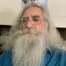 GOOD NEWS!!! Get ready, Pi Pioners around the world will rejoice at the end  of 2024 when the most advanced Tesla phone product of this century belongs  to Elon Musk, branded Pi,