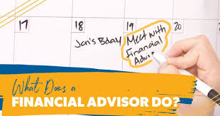Financial advisors give their clients important advice and insights on handling their finances. What Does A Financial Advisor Do Ramseysolutions Com