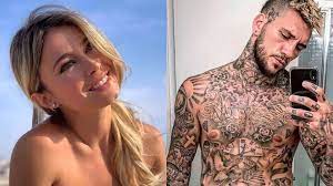 Infine, parlando invece del contrasto che sembra esserci tra il suo modo di apparire e quello dell'ex fidanzato della leotta, un dirigente . Diletta Leotta Dopo La Rottura Con Mammi Il Flirt Con Scardina