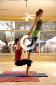 Kula Movement Yoga Acroyoga Acro Yoga Poses For Beginners Youtube Yoga Pose Acro Yoga Poses Yoga Poses Photography Acro Yoga