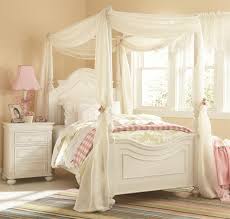 Yatak Odasi Tadilat Panosundaki Pin