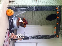 Diy photo booth props like these adorable hats bring ginormous fun for such a small party item! Diy Big Black Frame For Photo Booth And Decor Girlsvsblog