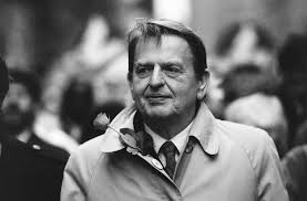 2020 års olof palme pris tilldelas den internationella medborgarrättsrörelsen black lives matter global network foundation det är inte ens ett år sedan david cornwell/john le carré fick olof palmepriset. The Last Social Democrat