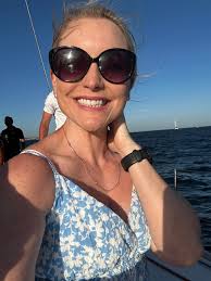 Courtney Oslin, please check your messenger.❤️