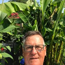 Hello everyone, I need to see a dentist. Could you please recommend a good  practice? Thank you in advance.