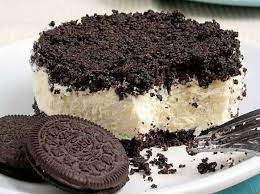 A Delectable Cheesecake That Looks Like A Giant Oreo Cookie Easy Oreo Cheesecake Recipe Desserts Oreo Dessert Recipes