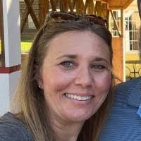 Sara Jessee's Instagram, Twitter & Facebook