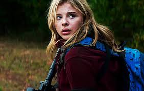 Four waves of increasingly deadly attacks have left most of earth in ruin. Film Review The 5th Wave The Macguffin