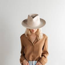 Zephyr Rancher Mix Ivory Gigi Pip