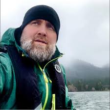 Sam Ginn's Instagram, Twitter & Facebook