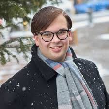 Gabrielle Huston (@TalkToGabrielle)