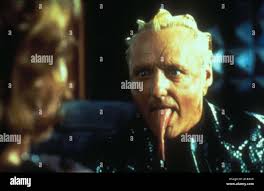 Super mario bros 1993 dennis hopper hi-res stock photography and images