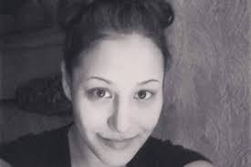 Tyann Amundsen's Instagram, Twitter & Facebook