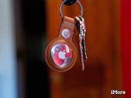 Airtags act like a key finder, helping find keys and other products. Zajplbpiqh69am