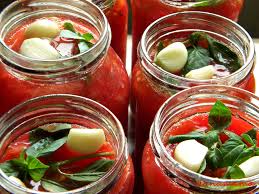 Iată cât de repede o poți face, iar în această iarnă te bucuri de această delicatesă. Rosii La Borcan Pentru Iarna PrÄjiturici Èi Altele