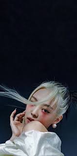 Blackpink in your area / i crumbled before your eyes / hit rock bottom and sunk deeper / to grab onto the last bit of hope / i've tried. On Twitter Blackpink Jennie Blackpink Photos Blackpink