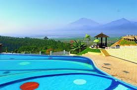 Kalo ada yang bisa nambahin atau review wiii seneng banget! 13 Kolam Renang Di Semarang