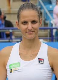 È stata la numero uno del mondo per 71 settimane, dall'ottobre del 2010 fino al gennaio del 2012 e di nuovo a gennaio 2018. Karolina Pliskova Wikipedia