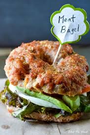 Meat Bagels Get Some Delicious Protein And Skip The Carbs With This High Protein Bagel Recipe Go To Https Avec Images Nourriture Comment Bien Manger Recettes De Cuisine